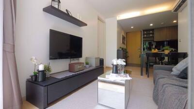 2 bed Condo in Via 49 Khlong Tan Nuea Sub District C07057