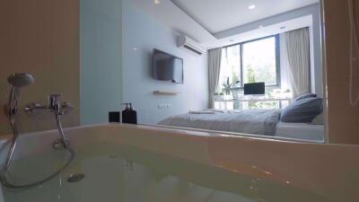 2 bed Condo in Via 49 Khlong Tan Nuea Sub District C07057