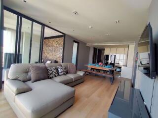 2 bed Condo in BEATNIQ Sukhumvit 32 Khlongtan Sub District C07052