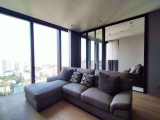 2 bed Condo in BEATNIQ Sukhumvit 32 Khlongtan Sub District C07052