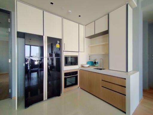 2 bed Condo in BEATNIQ Sukhumvit 32 Khlongtan Sub District C07052