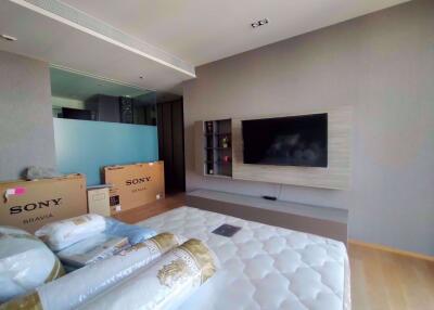 2 bed Condo in BEATNIQ Sukhumvit 32 Khlongtan Sub District C07052