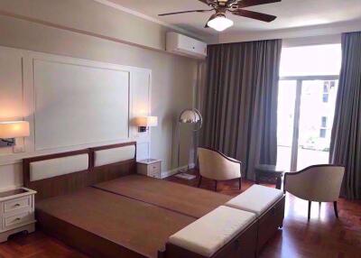 3 bed Condo in Siam Penthouse 2 Thungmahamek Sub District C07046