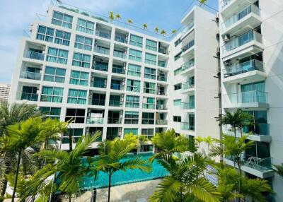 Modern Style Condo for Sale in Park Royal 3