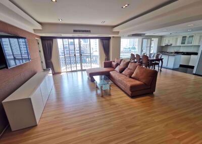 3 bed Condo in Royal Castle Watthana District C06977