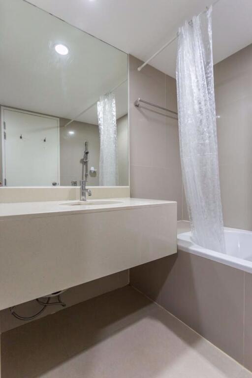 Studio bed Condo in The Trendy Condominium Khlong Tan Nuea Sub District C06975