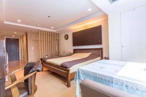 Studio bed Condo in The Trendy Condominium Khlong Tan Nuea Sub District C06975