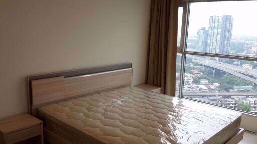 2 bed Condo in Aspire Sukhumvit 48 Phra Khanong Sub District C06973