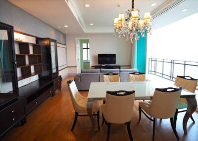 2 bed Condo in Royce Private Residences Khlong Toei Nuea Sub District C06958