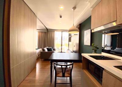 1 bed Condo in FYNN Aree Samsennai Sub District C06957