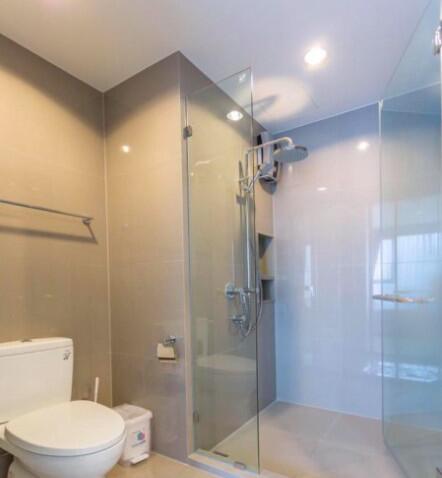 2 bed Condo in Rhythm Sukhumvit 42 Phra Khanong Sub District C06956