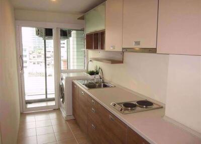2 bed Condo in The Fine @ River Banglamphulang Sub District C06951
