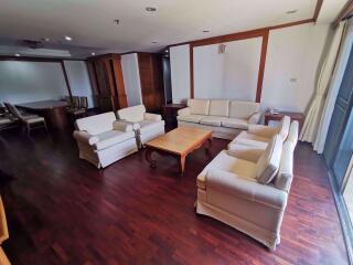 2 bed Condo in Sethiwan Residence Khlong Toei Nuea Sub District C06897