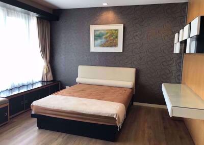 2 bed Condo in Amanta Lumpini Sathon District C06893