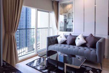 2 bed Condo in Noble Revolve Ratchada 2 Huai Khwang Sub District C06891