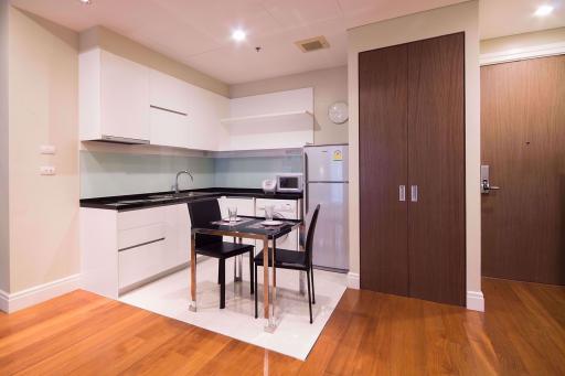 1 bed Condo in Bright Sukhumvit 24 Khlongtan Sub District C06885