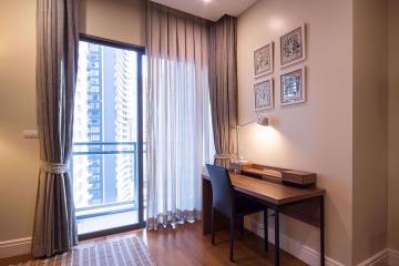 1 bed Condo in Bright Sukhumvit 24 Khlongtan Sub District C06885