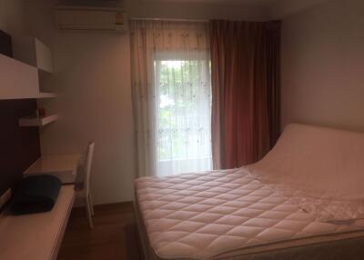 1 bed Condo in The Seed Musee Khlongtan Sub District C06880