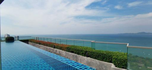 1Bedroom Condo at The Peak Towers for Sale