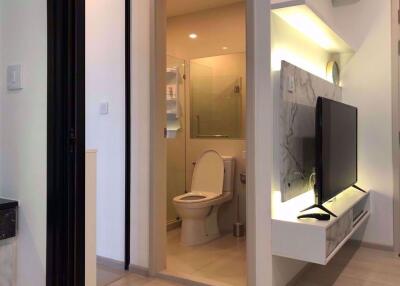 1 bed Condo in Life Asoke Huai Khwang District C06872