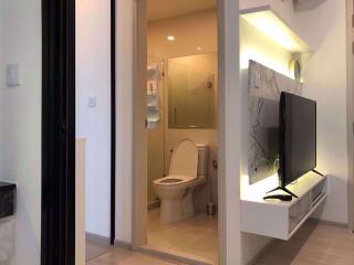 1 bed Condo in Life Asoke Huai Khwang District C06872