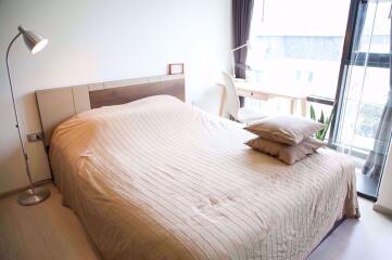 Studio bed Condo in Rhythm Sukhumvit 36-38 Phra Khanong Sub District C06869