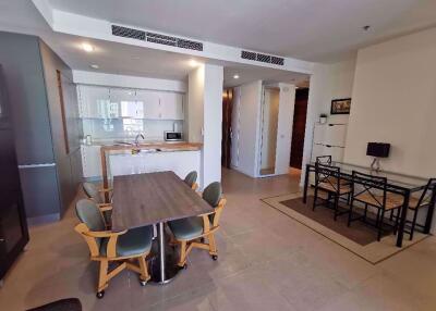 2 bed Condo in The River Khlong Ton Sai Sub District C06867