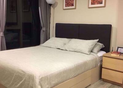 1 bed Condo in Centric Ari Station Samsennai Sub District C06836