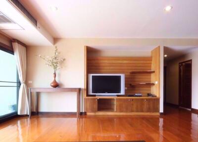 2 bed Condo in The Natural Place Suite Thungmahamek Sub District C06835