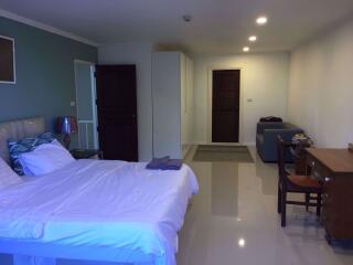 2 bed Duplex in Supalai Place Condominium Khlong Tan Nuea Sub District D05771