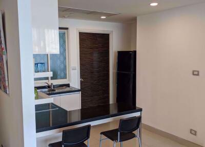 3 bed Condo in Watermark Chaophraya Khlong Ton Sai Sub District C06779