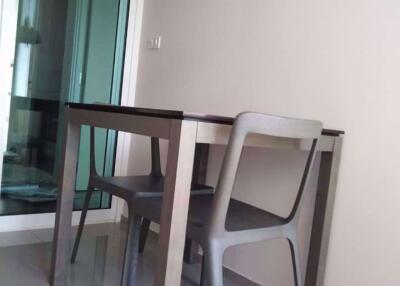 1 bed Condo in Centric Ari Station Samsennai Sub District C06775