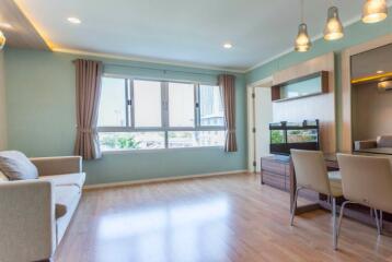 2 bed Condo in Lumpini Center Sukhumvit 77 Suanluang Sub District C06752