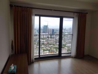 3 bed Condo in Noble Remix Khlongtan Sub District C06750