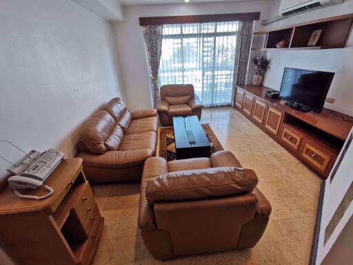 3 bed Condo in Royal Castle Khlong Tan Nuea Sub District C06745