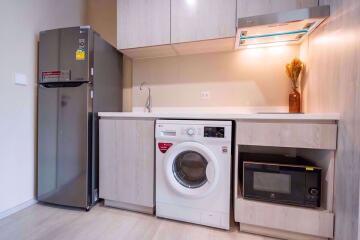 Studio bed Condo in Life One Wireless Pathum Wan District C06742