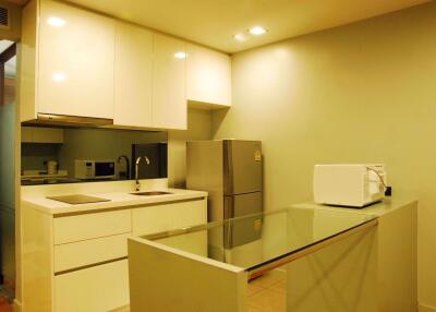 2 bed Condo in Quad Silom Silom Sub District C06725