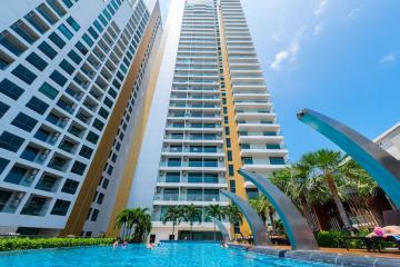 1 Bedroom for Sale The Peak Towers Condo