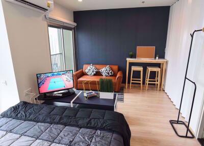 Studio bed Condo in Noble Revolve Ratchada 2 Huai Khwang Sub District C06700