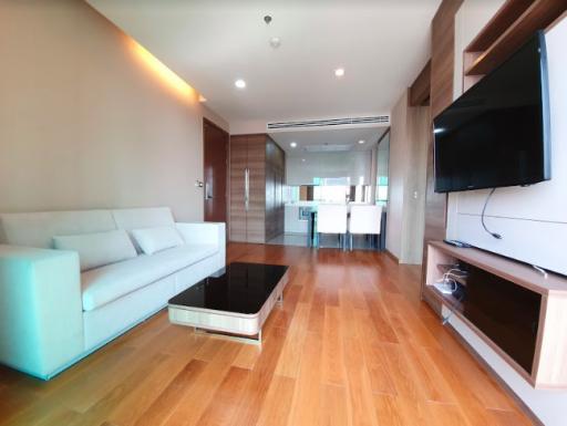 1 bed Condo in The Address Sathorn Silom Sub District C06673