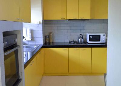 3 bed Duplex in Fair Tower Phra Khanong Sub District D05767