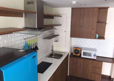 1 bed Condo in The Icon III Khlong Tan Nuea Sub District C06664