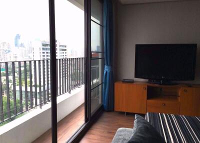 1 bed Condo in The Icon III Khlong Tan Nuea Sub District C06664