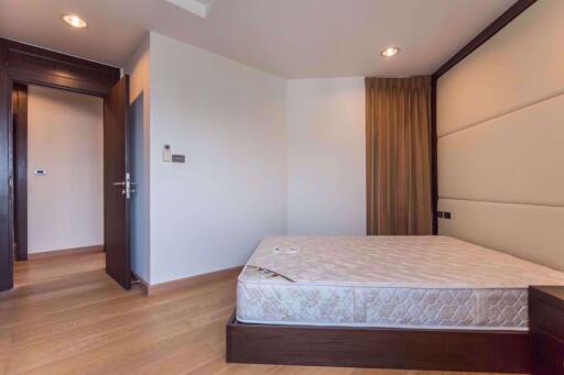 2 bed Condo in Sathorn Gardens Thungmahamek Sub District C06657