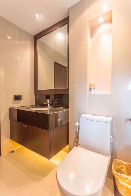 2 bed Condo in Sathorn Gardens Thungmahamek Sub District C06657