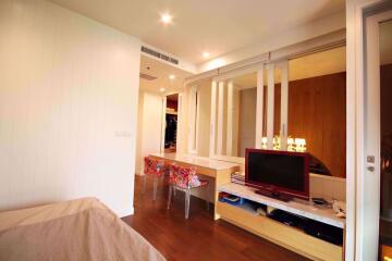 3 bed Duplex in Noble Remix2 Khlongtan Sub District D05766