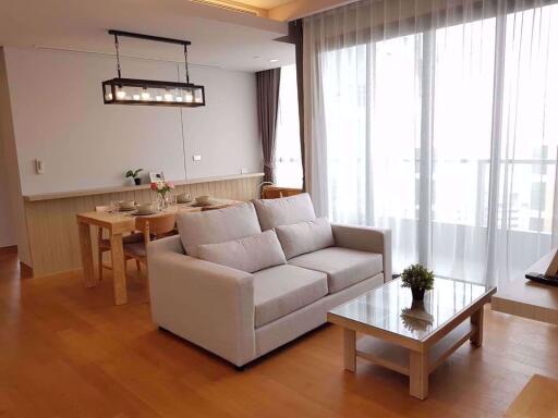 2 bed Condo in The Lumpini 24 Khlongtan Sub District C06647