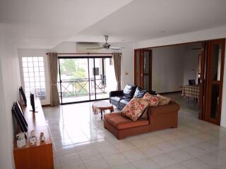 3 bed Condo in Baan Piyabutr Khlongtoei District C06622