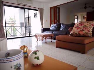 3 bed Condo in Baan Piyabutr Khlongtoei District C06622