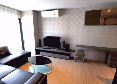 2 bed Condo in RHYTHM Ekkamai Watthana District C06598